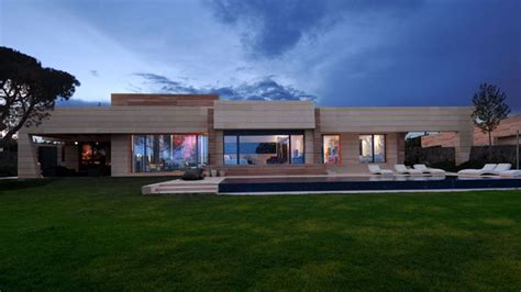 Join facebook to connect with ronaldo hau and others you may know. Architect Joaquín Torres 5 Insane Houses Built for ...