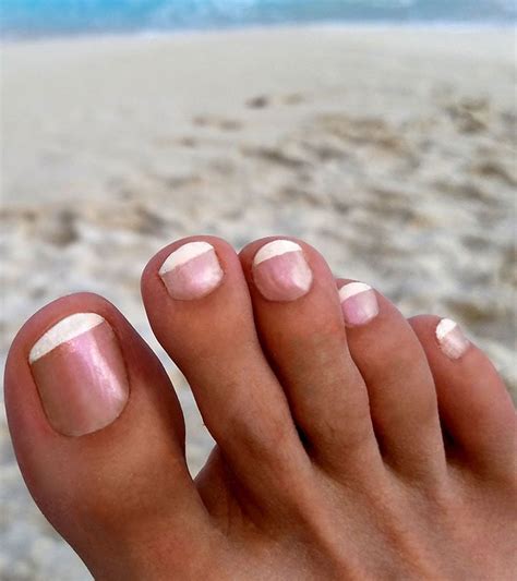 French Pedicure Designs Pictures