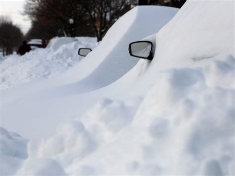 The 10 Worst Snowstorms In Canadian History Readers Digest Canada