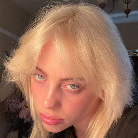 Billie Eilish Lost More Than 100k Followers After Debuting New Look ‘people Are Scared Of Big
