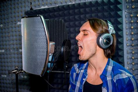 Singer In A Recording Studio Stock Image Image Of Broadcast