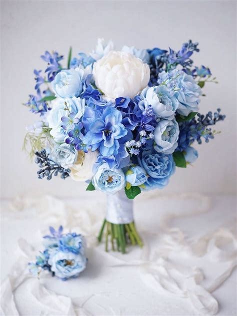 40 Chic Blue Wedding Bouquet Ideas Colors For Wedding
