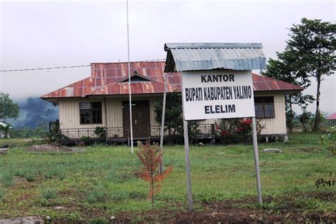 Yayasan ko bapusek di san francisco, california. Berkas:Elelim, Yalimo, Papua.jpg - Wikipedia bahasa ...