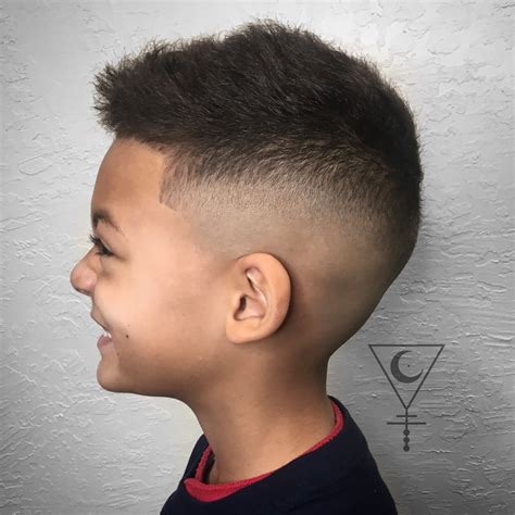 Little boy haircuts have gone from cute to unique! The most ideal Asian Little Boy Hairstyles - Wavy Haircut