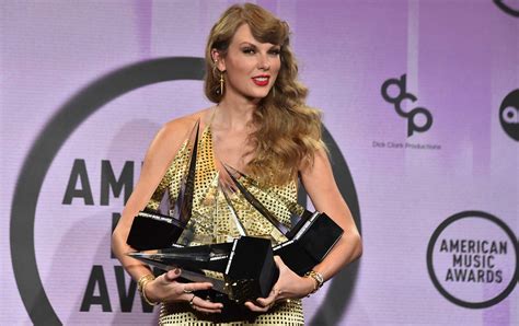 Se Convierte Taylor Swift En La M Xima Ganadora De Los Amas