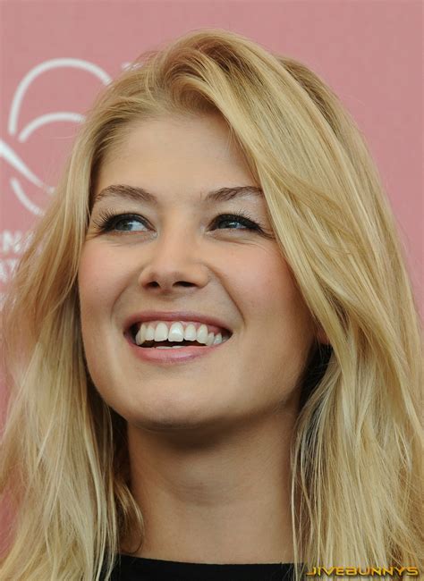 Rosamund Pike Special Pictures 6 Film Actresses