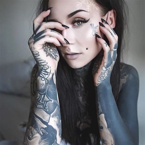 Heavily Tattooed Women
