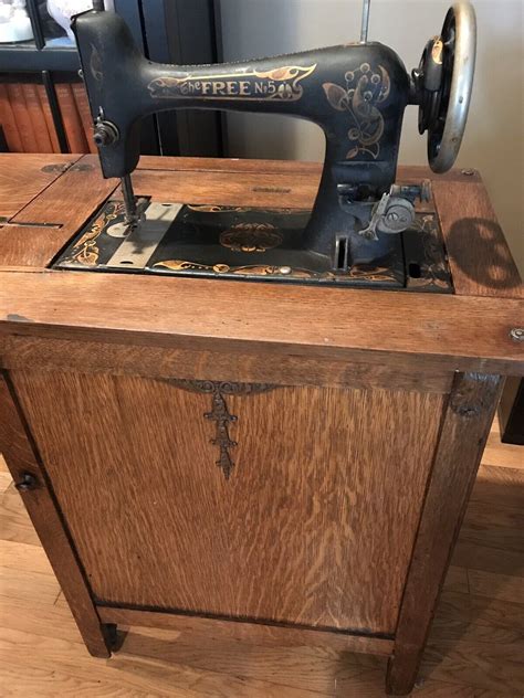 Vintage Antique Free No 5 In Oak Cabinet Sewing Machine Ebay