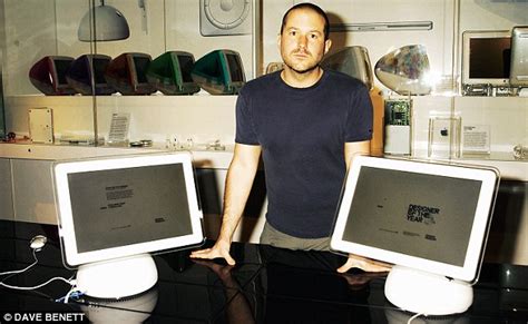 Apples Design Genius Jonathan Ive Profiled By The Daily Mail Uk