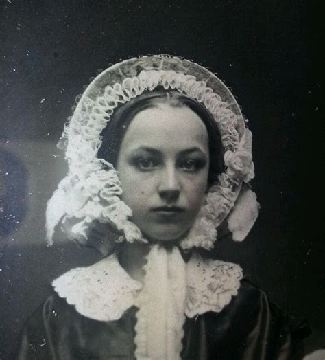 Antique American Beauty Artistic Fine Daguerreotype Bonnet Love Photo Ebay Vintage Portraits