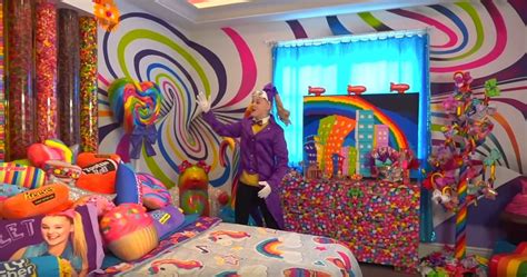 Jojo Siwa S Candy Themed Bedroom Tour Video