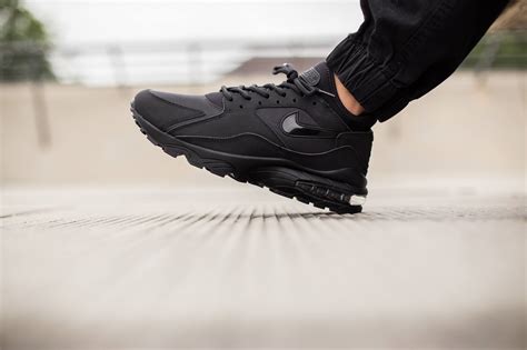 All Black For The Classic Nike Air Max 93