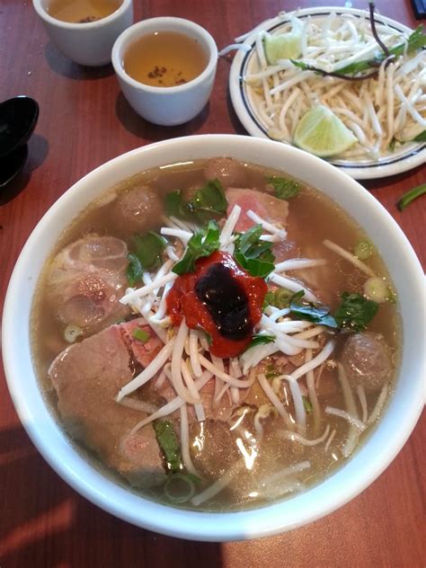 Each vietnamese family prepare pho bo in their own way. Pho Thi Noodle Soup Restaurant - Vietnamese - Ottawa, ON ...