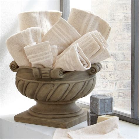 If you are looking for small bathroom ideas to remodel it, see: Decorating help!!! - Home Interior Design and Decorating ...