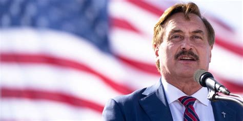 My Pillow Ceo Mike Lindell As Rnc Chair Would Be Sadly Perfect