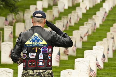 Honoring Americas Fallen Heroes On Memorial Day