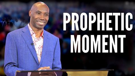 A Must Watch Prophetic Moment With Prophet Kakande Youtube