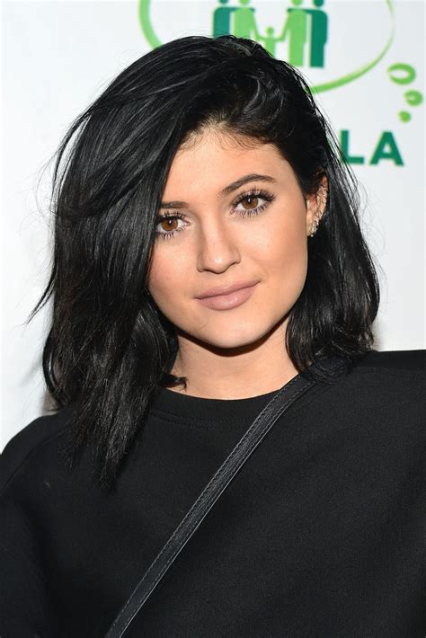 Check out our rare hair accessory selection for the very best in unique or custom, handmade pieces from our shops. Kylie Jenner Mid-Length Bob - Mid-Length Bob Lookbook ...