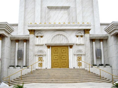 It is interesting that in the middle east certain places have remained holy throughout the centuries, even if another religion may have taken possession of them. Solomons Temple Stock Photo - Download Image Now - iStock