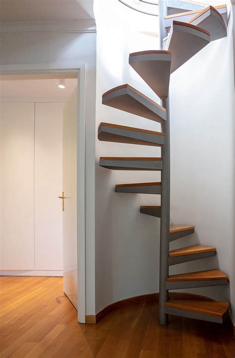 How To Choose Space Saving Staircases For Loft Conversions Igd Building