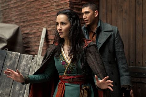 Shadow And Bone Season 2 Review Kicks Off With A Bang But Struggles To Keep Pace The Mary Sue
