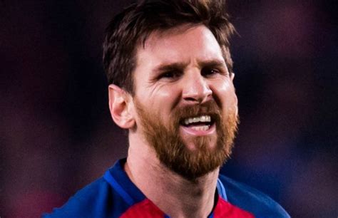 Барселона официально объявила об уходе Лионеля Месси Sportstj