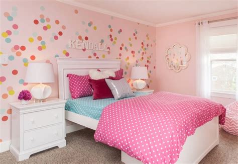 Pink wall with orange polka dots brown wall and pink polka dots black, red and white lady bug dots. 6 Stylish Ways to Use Polka-Dot Designs | Girls room paint ...