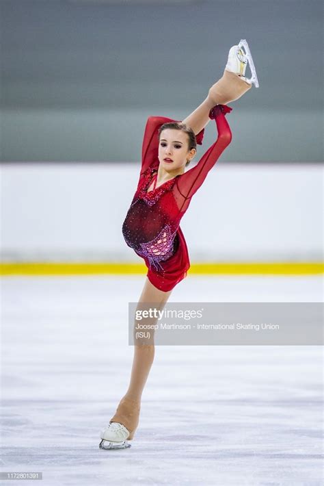Daria Usacheva Of Russia Competes In The Junior Ladies