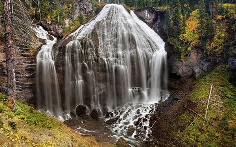 Cascading Waterfall Image Abyss