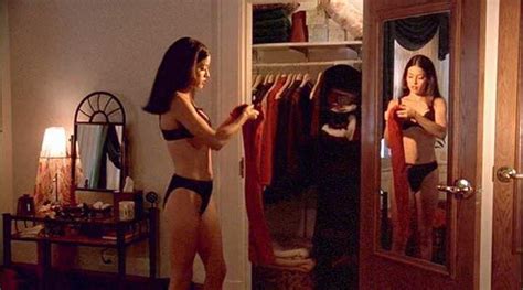 Naked Emmanuelle Vaugier In Wishmaster 3 Beyond The Gates Of Hell