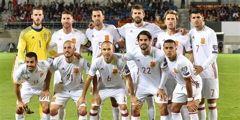 Spanien startet am montag in sevilla gegen schweden. Nach Votum in Katalonien: Spaniens Nationalmannschaft und ...