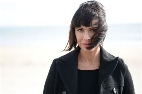 Photo Mathilda May Rendez Vous Sur La Plage Lors Du Festival Du