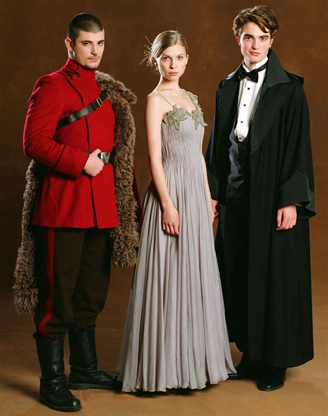 Dress Robes Are A Formal Variety Of Robes Worn By Witches And Wizards