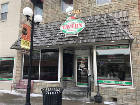 Restaurants serving italian cuisine in downtown, des moines. Des Moines dining: Oldest restaurants where you can still ...