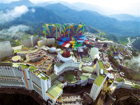 It is also not far from the skyavenue lifestyle mall and skycasino. Yusuf Masran: Genting Highland (Malaysia)