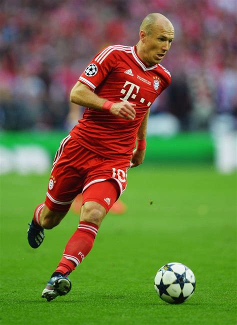 Legends team the fc bayern legends team was founded in the summer of 2006 with the aim of bringing former players. 119 best Arjen Robben images on Pinterest | Fc bayern ...