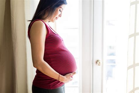 Jak Rośnie Brzuch W Ciąży Czyli W Którym Miesiącu Widać Brzuch Mjakmamapl