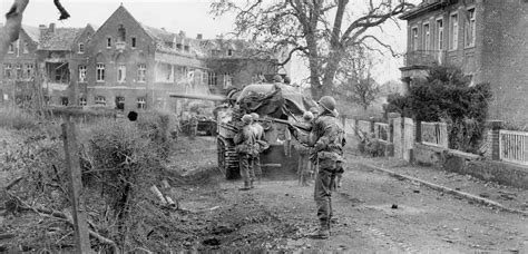 The Us Ninth Armys Breakout Crossing The Roer And The Rhine