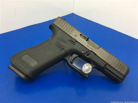 Sold Glock 45 Gen 5 Compact 9mm Black 402 Stunning Semi Auto