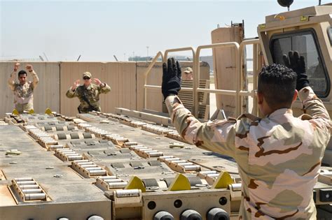 Iraqi Air Force Aerial Porters Load Cargo Like The Best Air Force