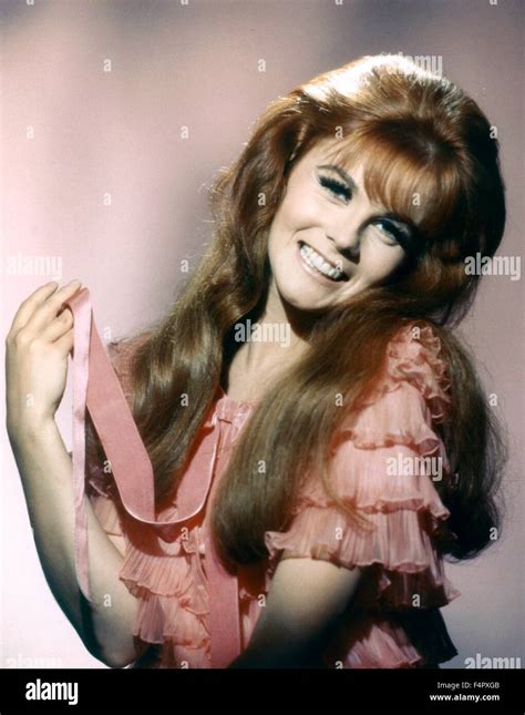 ann margret stagecoach 1966 1966 directed by gordon douglas [twentieth century fox