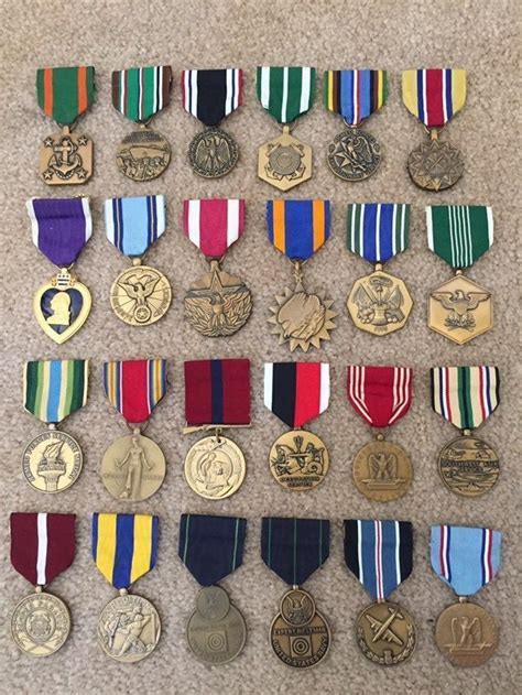 Us Military Medals24 Us Military Medals Military Decorations