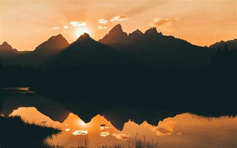 Download Wallpaper 3840x2400 Mountains Water Sunset Reflection