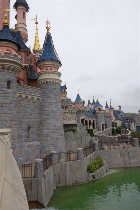 Disneyland Amusement Park For Children Paris France Editorial Stock