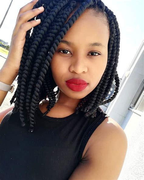 You can find a braid that matches your personality! bob short braids box braids with beads box braids COLOURED ...