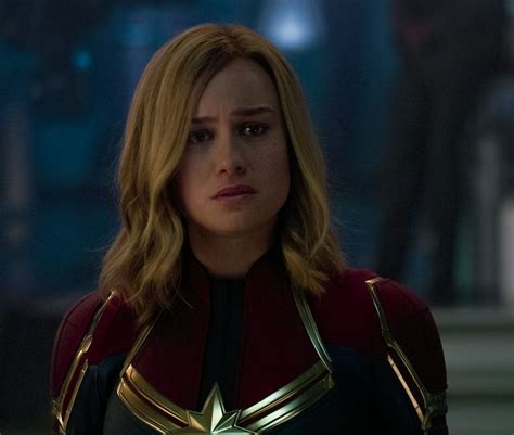 Captain Marvel 2s Black Widow Looks Into The Distance In This Scene