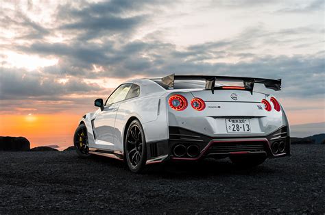 Nissan Gtr Rear 4k Hd Cars 4k Wallpapers Images Backgrounds Photos Hot Sex Picture