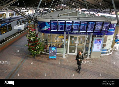 Manchester Airport Railway Station Hi Res Stock Photography And Images