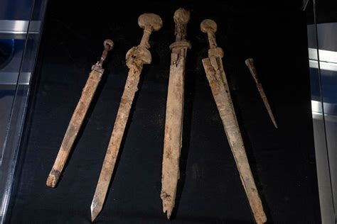 Israeli Archaeologists Hail Sensational Find Of 4 Roman Swords