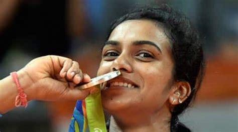 PV Sindhu Becomes First Indian Woman To Win An Olympic Silver Medal Rio Olympics News